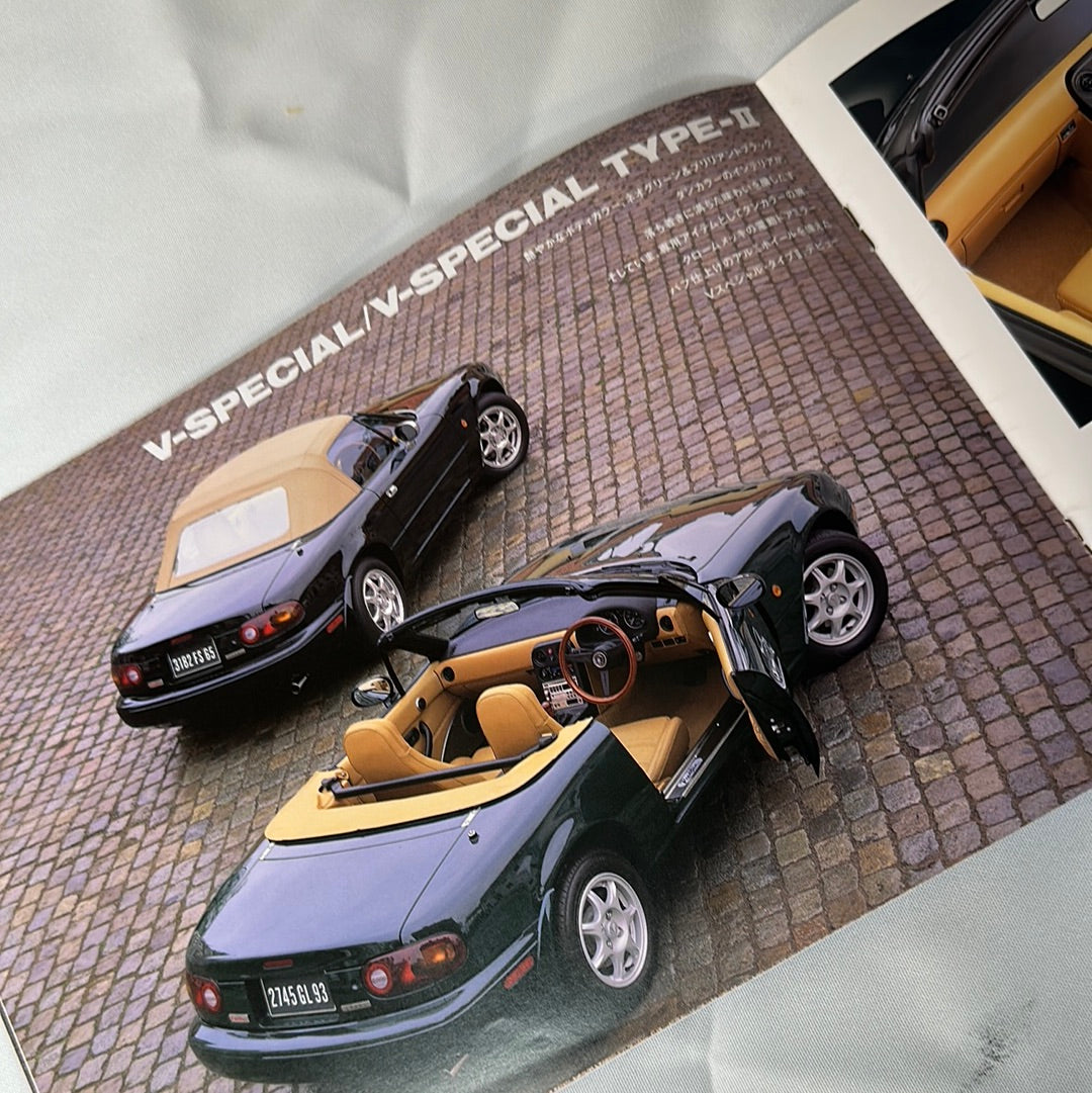 Eunos Roadster Brochure