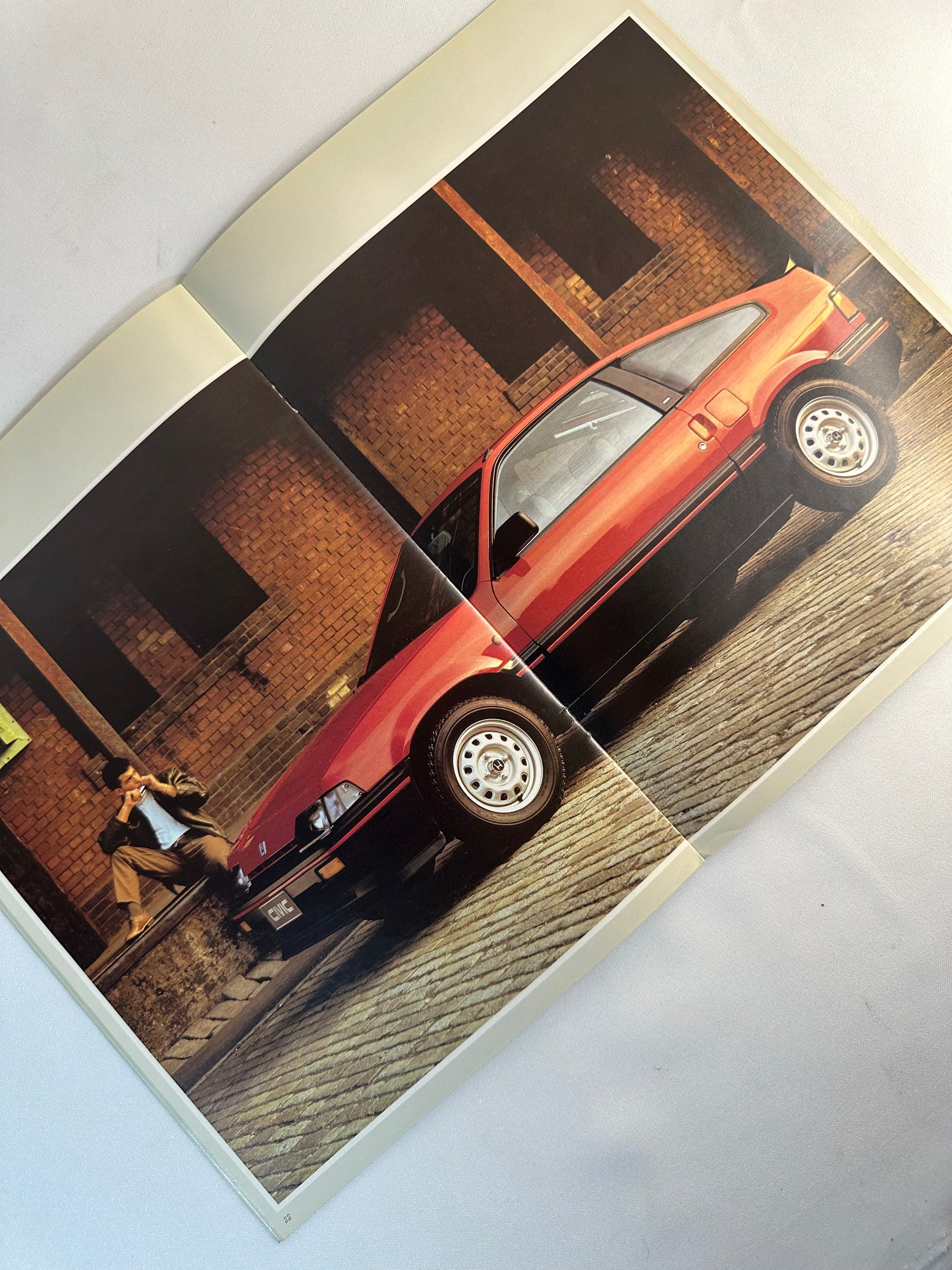 Honda Civic and CRX Brochure